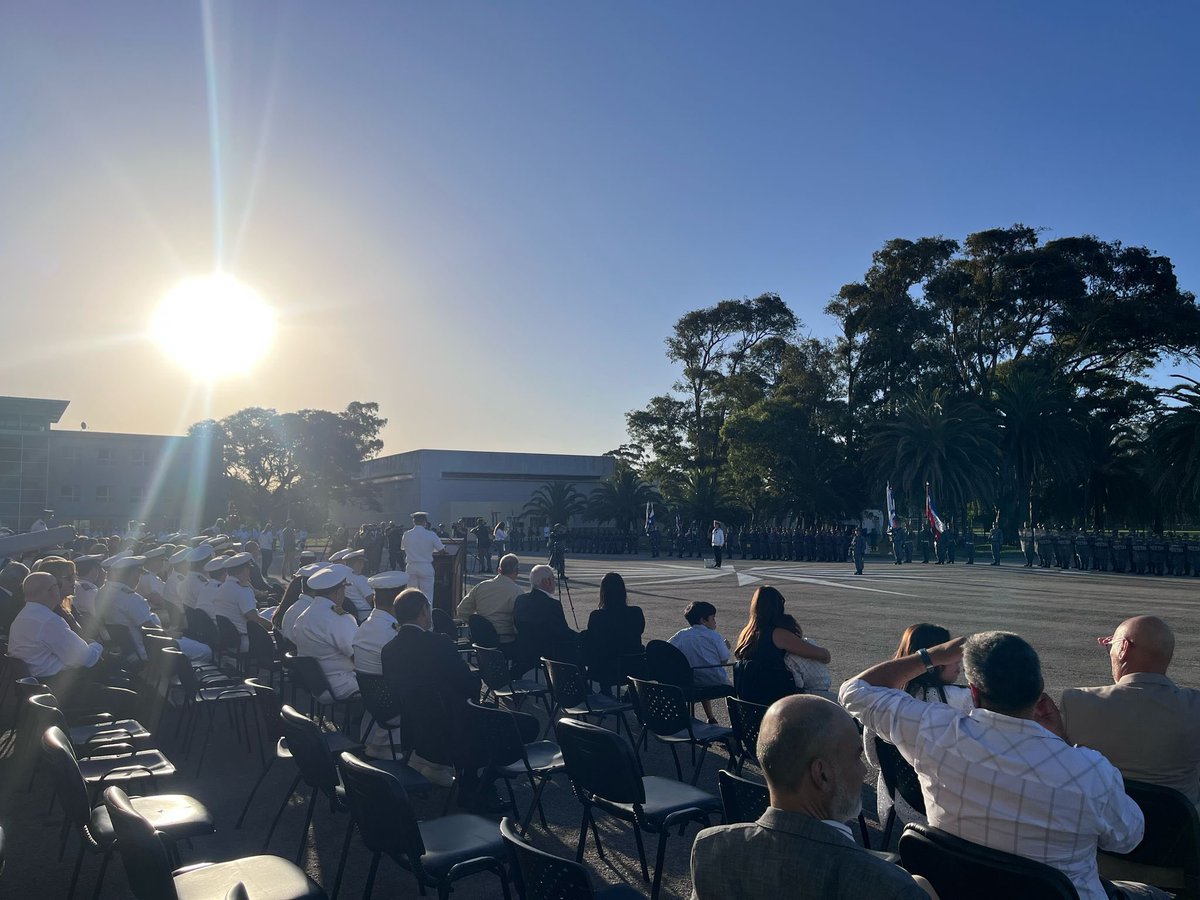 #Ahora <a href="/cennaveuy/">Centro de Navegación</a> presentes en el acto conmemorativo del 196o. Aniversario de la Prefectura Nacional Naval.