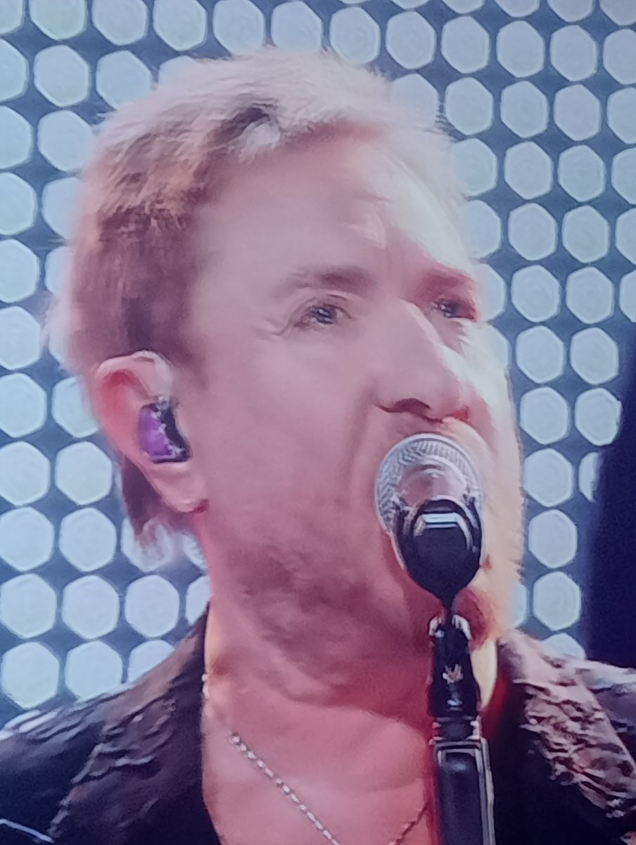 #Sanremo2025
Simon ex Lebon