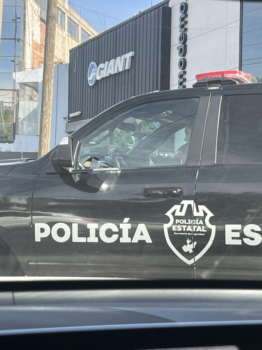 ANDRES MORA tweet media