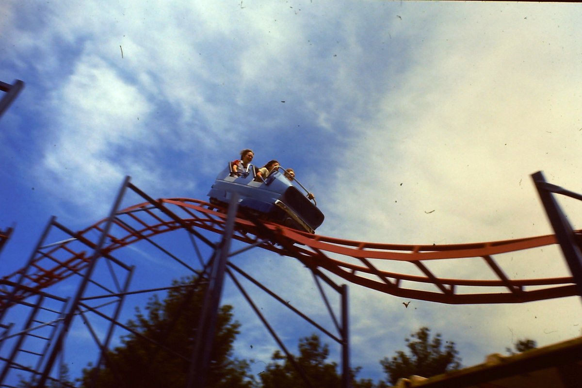 HolidayWorld's tweet photo. It's Throwback Thursday so we’re taking it back to our first major roller coaster—The Firecracker! 🎢 This steel beauty paved the way for the coasters we know and love today!
#ThrowbackThursday #HolidayWorld #TheFirecracker #RollerCoaster https://t.co/ZDEdvVw9Yt