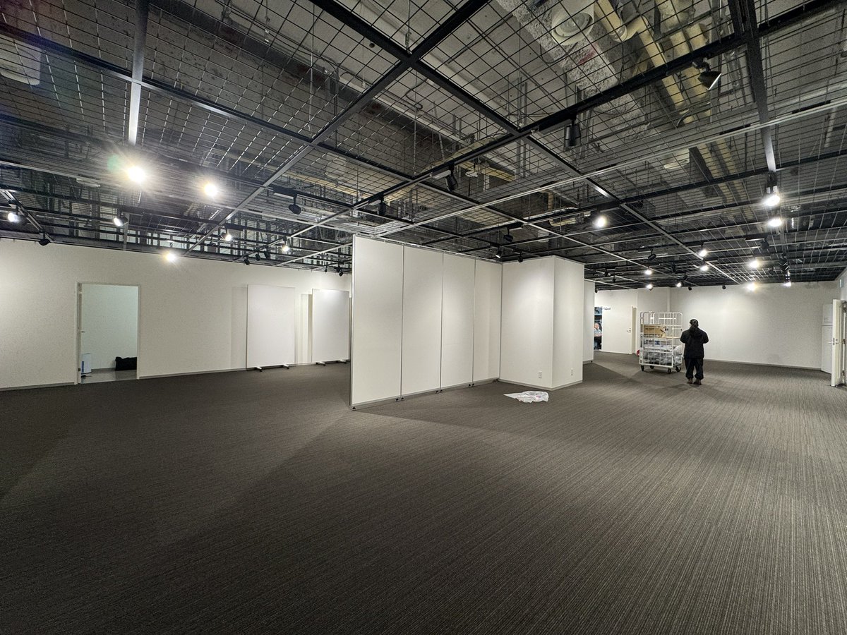 神奈川工科大学 情報メディア学科 学生成果発表会「Media Expo 2025」の搬入を昨日行いました！今週末土日の開催です！
今年は進学相談会を会場にて開催！
日時：2025年2月15日（土）10:00-17:00・16日（日）10:00-16:00
会場：あつぎアートギャラリー1・2・4 kaitmedia.sakura.ne.jp/mediaexpo/
入場無料