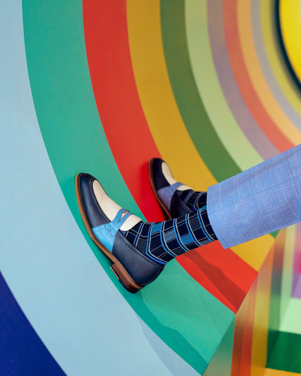Look like a million bucks with our Prichard. 

#stacyadams #pennyloafer #loafer
