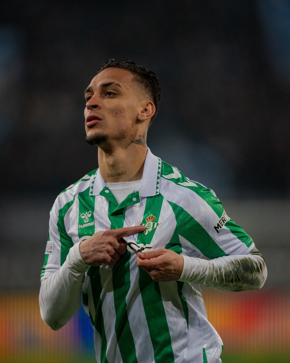 Antonio va donde BRILLA. 💚🤍

#GentRealBetis #UEFAConferenceLeague