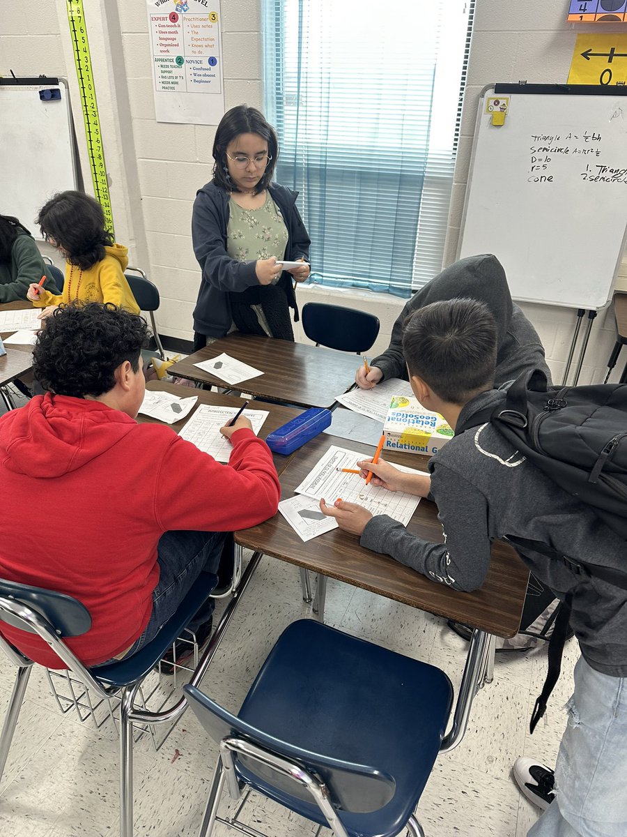 3D Shape experts sharing their knowledge with other groups! <a href="/NISDZachry/">Zachry MS</a> <a href="/zachrymathteam/">ZachryMathTeam</a>