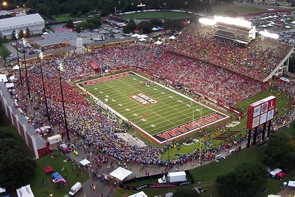 First Choice Recruiting (@fcrecruits) on Twitter photo We Are The Home Of D1 Recruiting !
C/o 26, 27, 28 or 29! If You Are Interested In Being Recruited By The University Of Louisiana @ Lafayette ( <a href="/RaginCajunsFB/">Louisiana Ragin’ Cajuns® Football</a> ) Please COMMENT film, RETWEET & DM us. We Are Sending Over Playmakers For Evaluation.
#GeauxCajuns X #FCR We Are The Home Of D1 Recruiting !
C/o 26, 27, 28 or 29! If You Are Interested In Being Recruited By The University Of Louisiana @ Lafayette ( <a href="/RaginCajunsFB/">Louisiana Ragin’ Cajuns® Football</a> ) Please COMMENT film, RETWEET & DM us. We Are Sending Over Playmakers For Evaluation.
#GeauxCajuns X #FCR