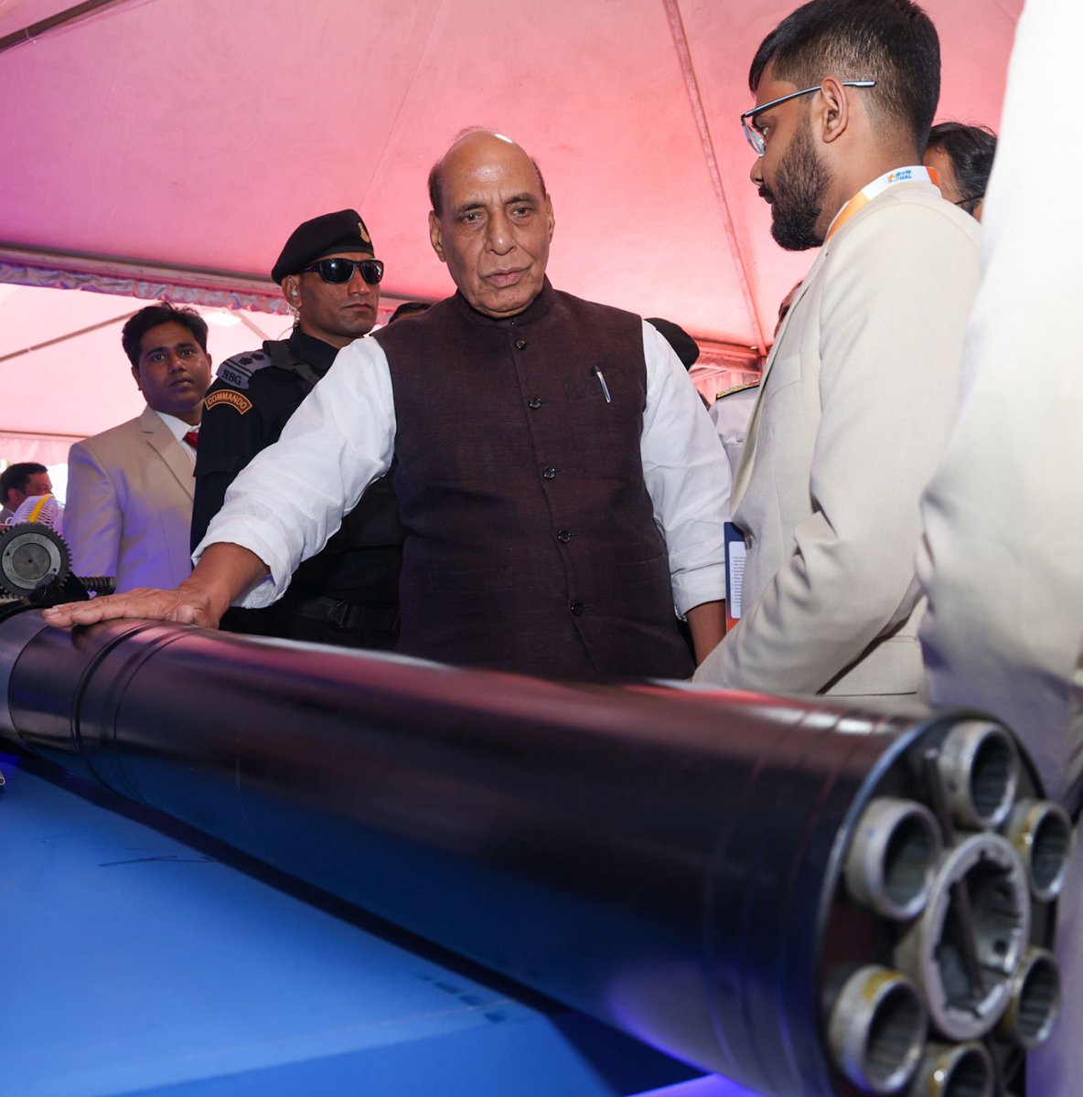 connectaweil's tweet photo. Hon`ble Raksha Mantri graced ‘Samarthya’ indigenisation event at #AeroIndia2025. AWEIL was felicitated for their significant contribution for the successful indigenization of 30mm Six Barrel AO-18 Gun for AK 630M Naval Gun at Gun and Shell Factory @DefProdnIndia @SpokespersonMoD https://t.co/IuUDvRi7l6
