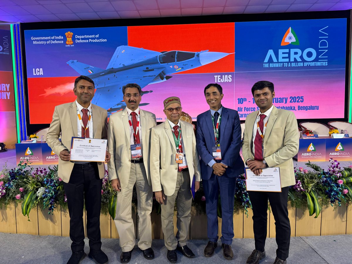 aweil (@connectaweil) on Twitter photo Hon`ble Raksha Mantri graced ‘Samarthya’ indigenisation event at #AeroIndia2025. AWEIL was felicitated for their significant contribution for the successful indigenization of 30mm Six Barrel AO-18 Gun for AK 630M Naval Gun at Gun and Shell Factory <a href="/DefProdnIndia/">Defence Production India</a> <a href="/SpokespersonMoD/">Ministry of Defence, Government of India</a> Hon`ble Raksha Mantri graced ‘Samarthya’ indigenisation event at #AeroIndia2025. AWEIL was felicitated for their significant contribution for the successful indigenization of 30mm Six Barrel AO-18 Gun for AK 630M Naval Gun at Gun and Shell Factory <a href="/DefProdnIndia/">Defence Production India</a> <a href="/SpokespersonMoD/">Ministry of Defence, Government of India</a>