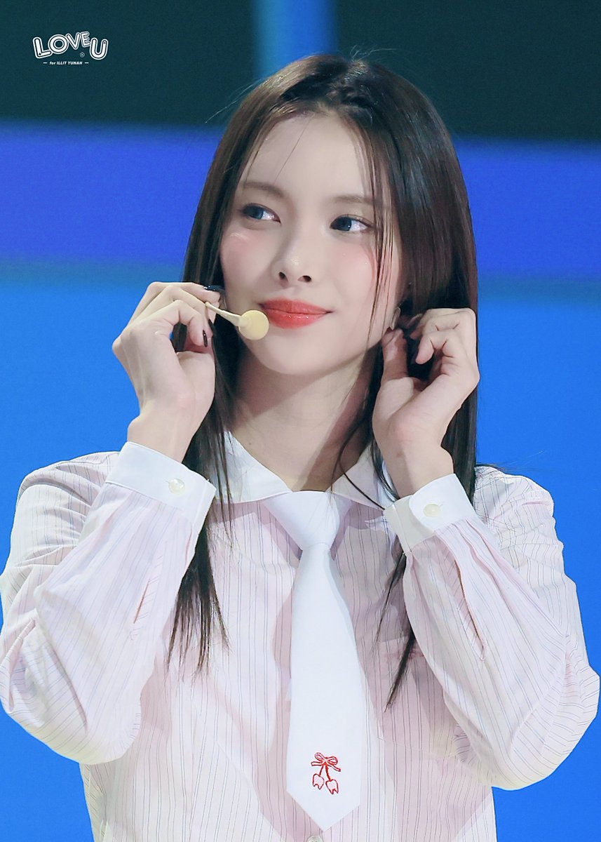 241023 HQ

🫧🪽

#ILLIT #아일릿 #YUNAH #윤아