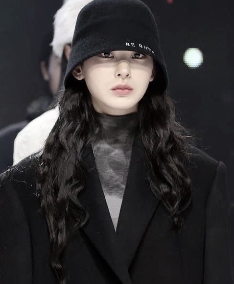 bloodybeavty's tweet photo. ㅤ
Happy Heart's Day! Everyone deserves to celebrate the season of love, single or not. Here's a kiss, take as you please. Trial is about to start soon, final day so we're bagging that win in court. Don't forget to smile today!── ‧₊˚𓂃 ࣪ with love, #IDORA
ㅤ https://t.co/HbOmFCjIHE