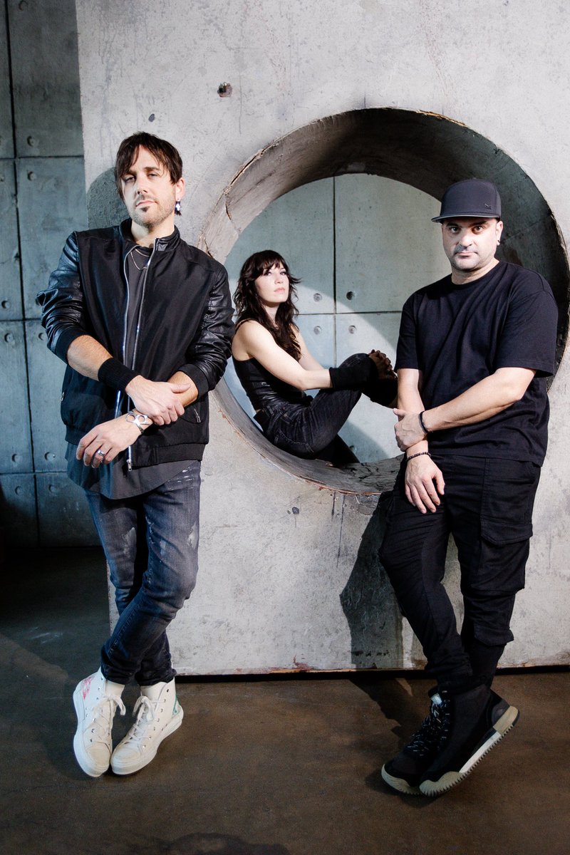 SickPuppies's tweet photo. This is one of our favorites. Something special for you tomorrow. Bonus if you're nursing a friendship breakup heartbreak this Valentines day. โค๏ธโ๐ฉน#FRIENDSLIKEYOU https://t.co/VNDl4iyQkR