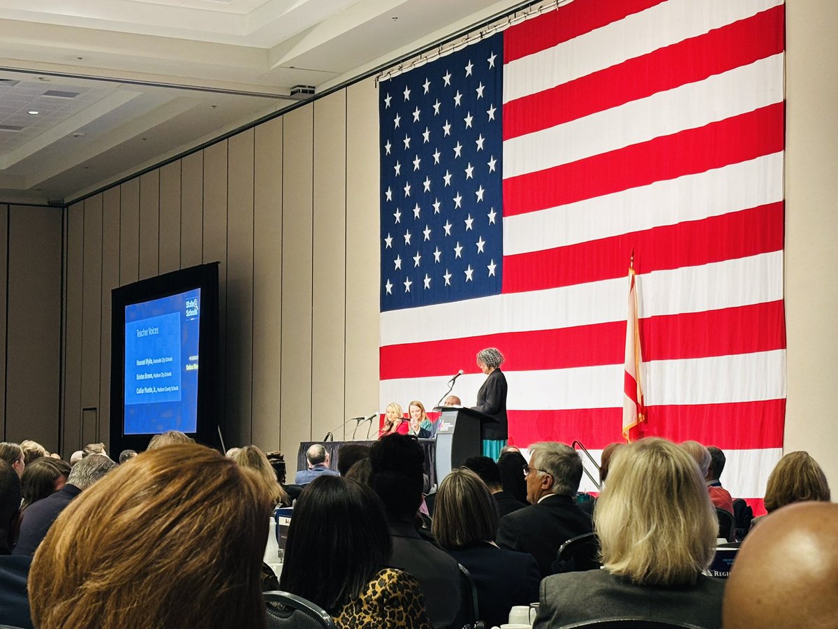 Thank you <a href="/HSVk12/">Huntsville City Schools</a> for inviting me to #TheStateOfTheSchools by The Huntsville/Madison County Chamber of Commerce. 

Wonderful event as educators &amp; district leaders advocated for our schools among business leaders &amp; shared the successes, challenges, &amp; needs of all 3 districts.