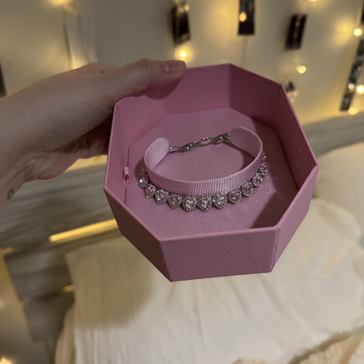 𝘤𝘦𝘭 🐾 tweet media