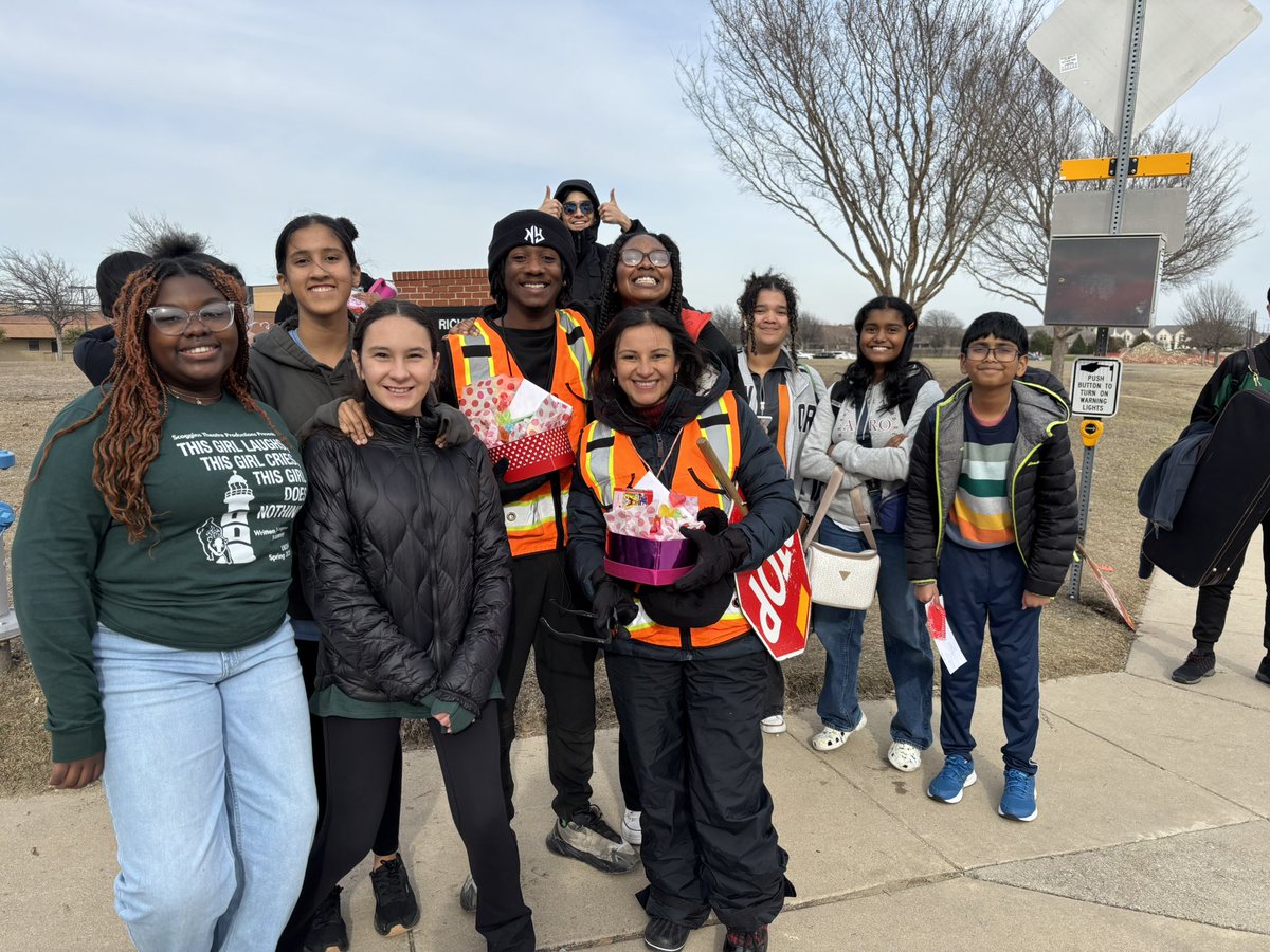 Dara Bender (@darabender) on Twitter photo We ♥️ our <a href="/ScogginsMS/">Scoggins MS</a> crossing guards!! Rain or shine they are here to keep our students safe! We ♥️ our <a href="/ScogginsMS/">Scoggins MS</a> crossing guards!! Rain or shine they are here to keep our students safe!
