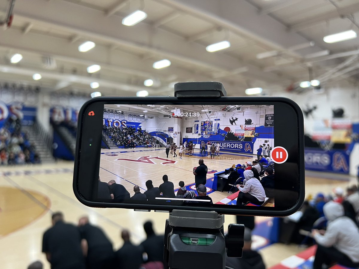 NXTPlayPros's tweet image. Coach Cam Reels was in attendance for a couple of games last night! Gotta love playoff time! 🏀 🏆 

Do you need help scouting and getting film. Book a scout at nxtplayproductions.com

Which 2nd round matchups are we 👀 for? Any shockers?
#cifss #basketballplayoffs