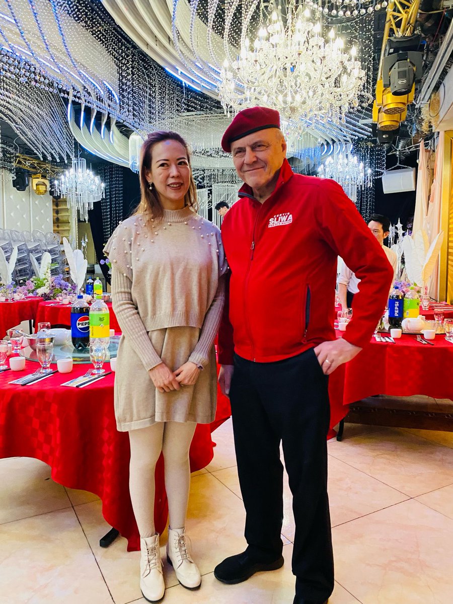 CurtisSliwa's tweet image. I am proud to support Allen Wang for City Council at his event in #Flushing. Allen Wang has my full endorsement and I look forward to our grassroots campaign to uplift residents burdened by rising crime and rising costs to live in Queens. In 2021, I was proud to earn the vote of