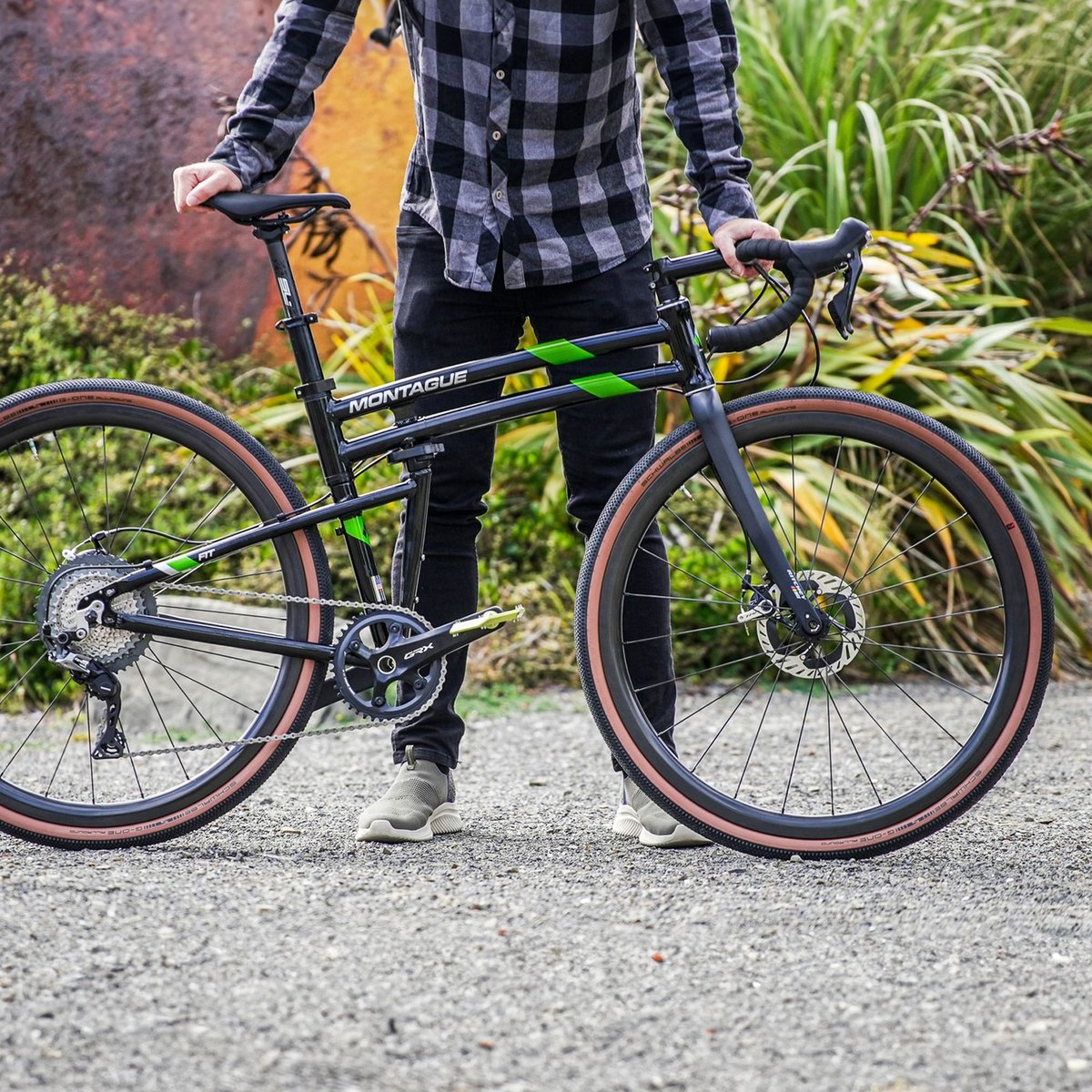 This amazing custom Montague comes to us from Bicycle Junction in New Zealand. The bike’s owner, Mike Casey, commissioned this build to race in the Kathmandu Coast to Coast, a grueling 150 mile (243 km) one-day race across New Zealand’s South Island that combines running,