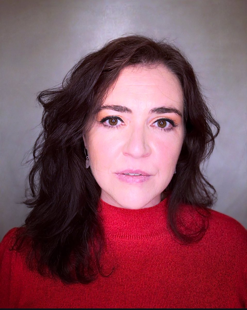 Happy/unhappy #Valentines loves! 🌹 🥀