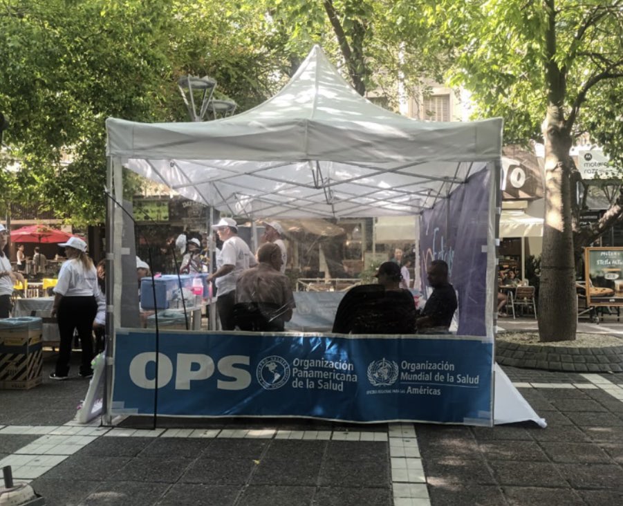 JulioRazona's tweet photo. La OMS /0PS con el gobierno de Mendoza llevaron a cabo la “Vendimia de Vacunas” , con sorteos para los inyectados.                                    Nos fuimos de la OMS pero nos quedamos con su delegación para América, la OPS,  para que todo siga igual de riesgoso para lo más débiles y vulnerables
