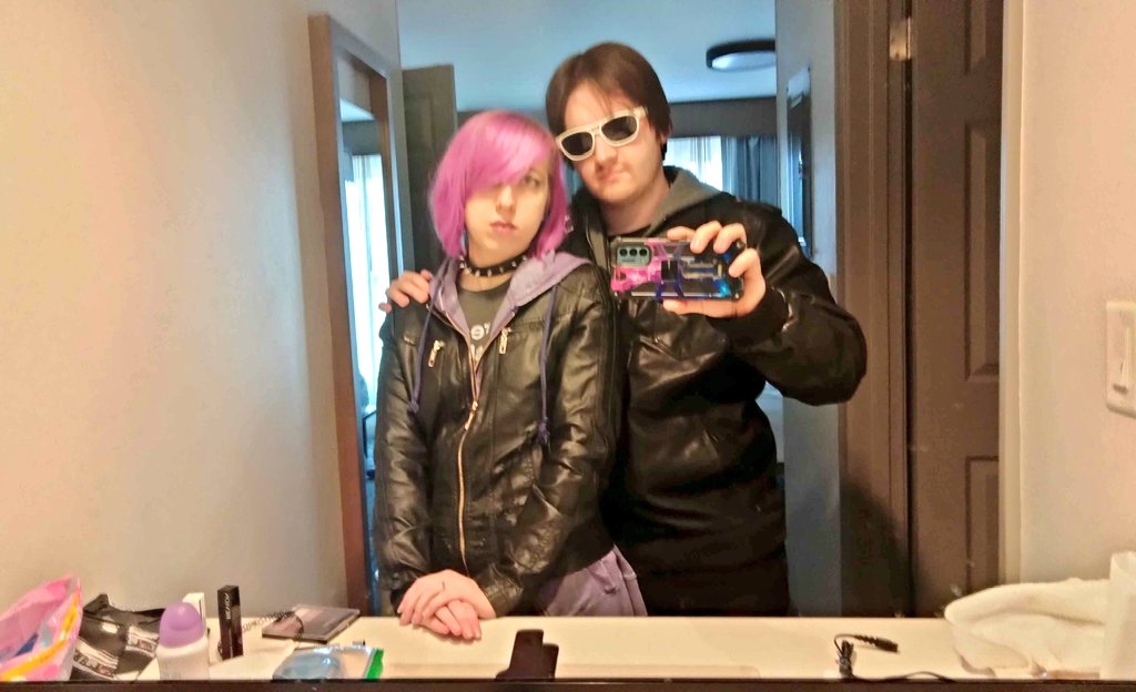 furiousbearcat's tweet photo. It's been a bit 
Violet hair 💜 now I can say I've done all the colors I wanted
Also got to see @LCMusho again 💜 https://t.co/z4rzWtKZa6