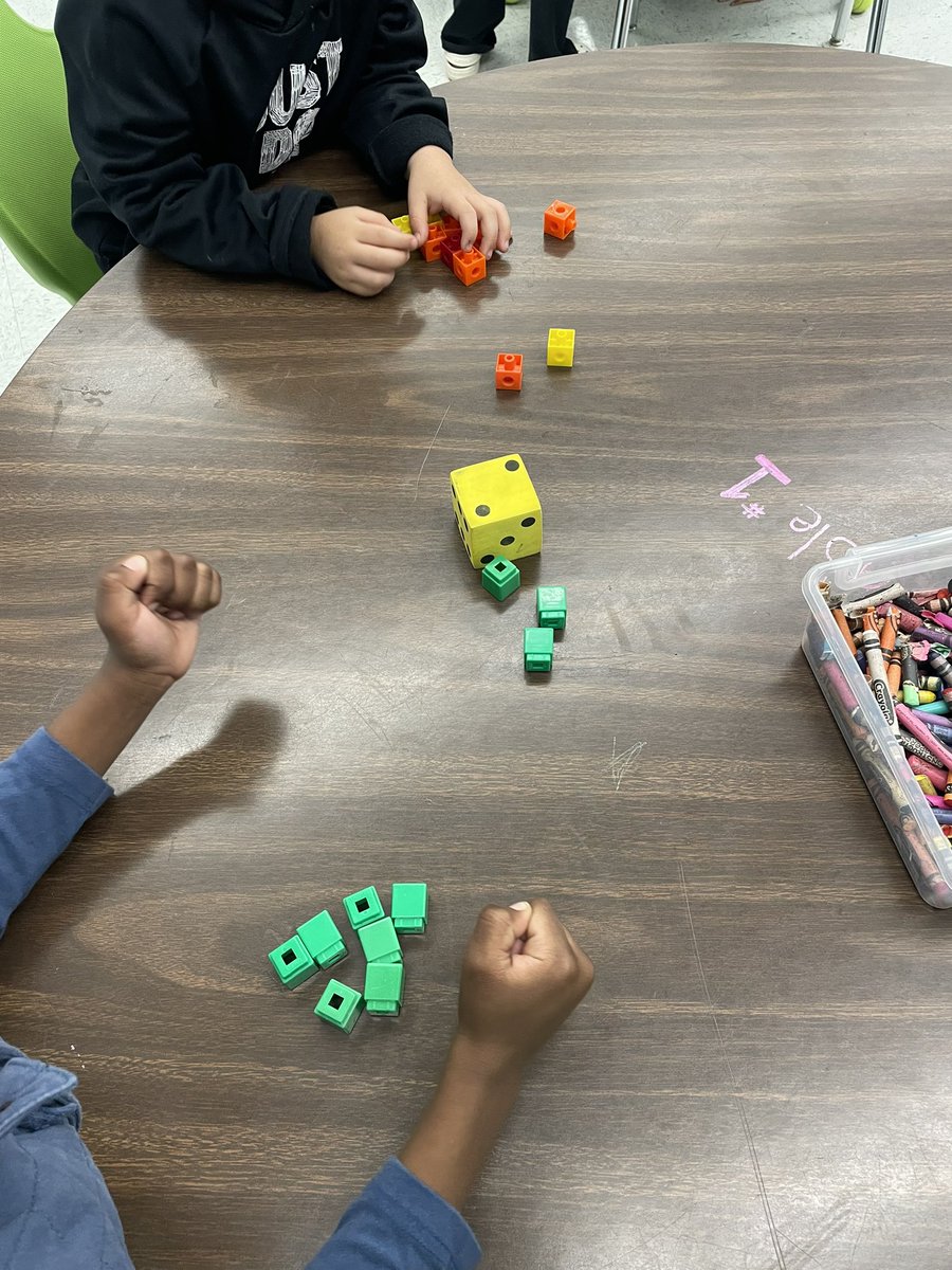 Compton Mathematicians at work! <a href="/Comptoncubs/">Compton Elementary</a> ❤️Kindergarten