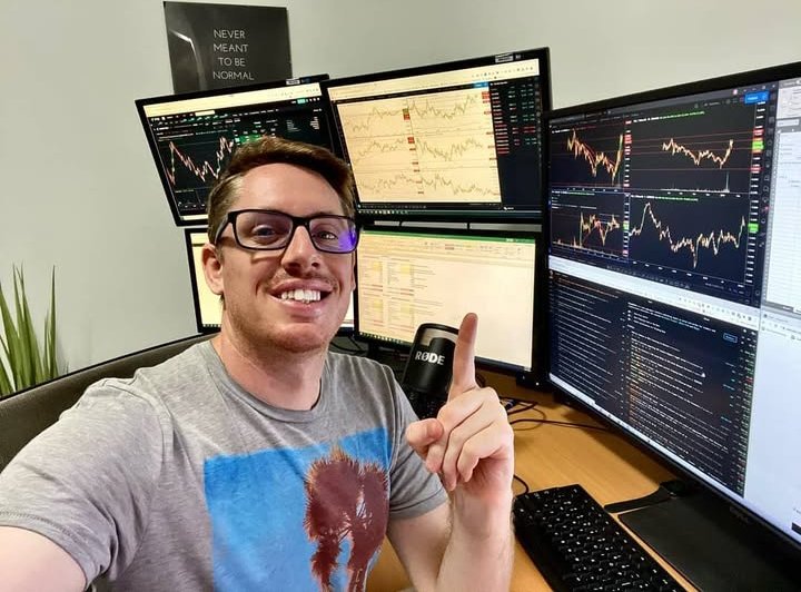 The best and worst thing about trading crypto in these times is the 24/7 nature of it! You almost never want to sleep haha! 
One thing I’ve really dug deep into so far this year is mindset and mindfulness practices
#invest #trading #forex #forextrader #forexlifestyle #fxtrader