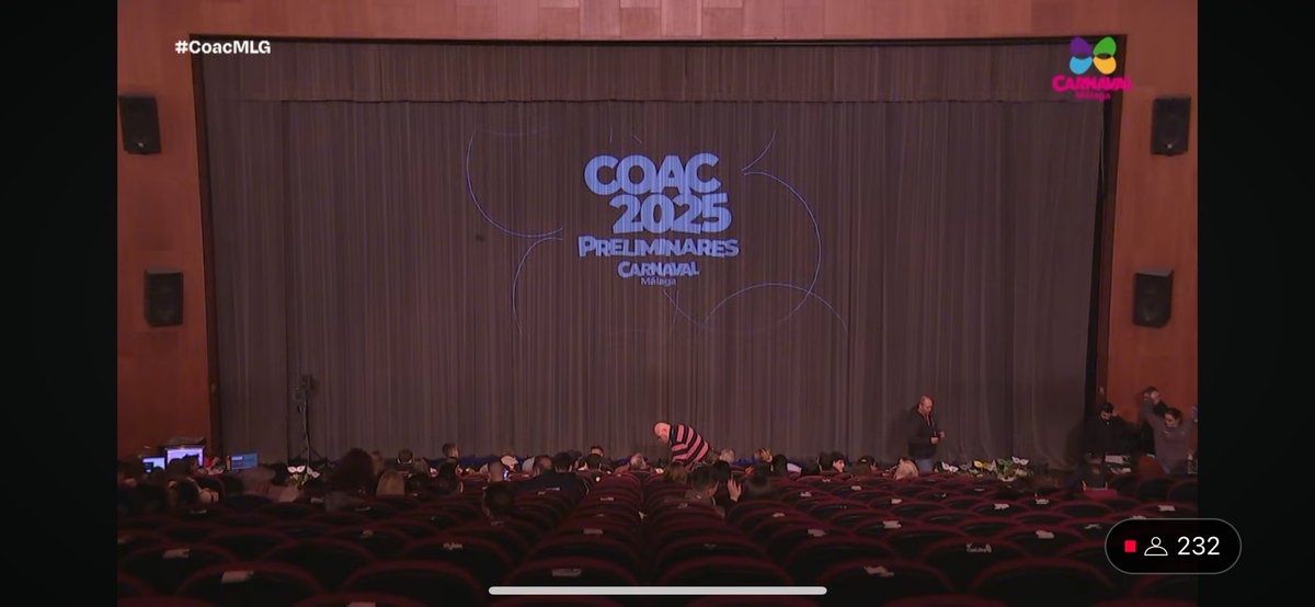 La chirigota del taratachín (Roquetas de Mar), cuarto premio del Carnaval 2024, cantando coplas a Málaga y valorando a donde vienen, y los recibe un teatro prácticamente vacío.

Aayy malagueños, cuanto nos queda por aprender…