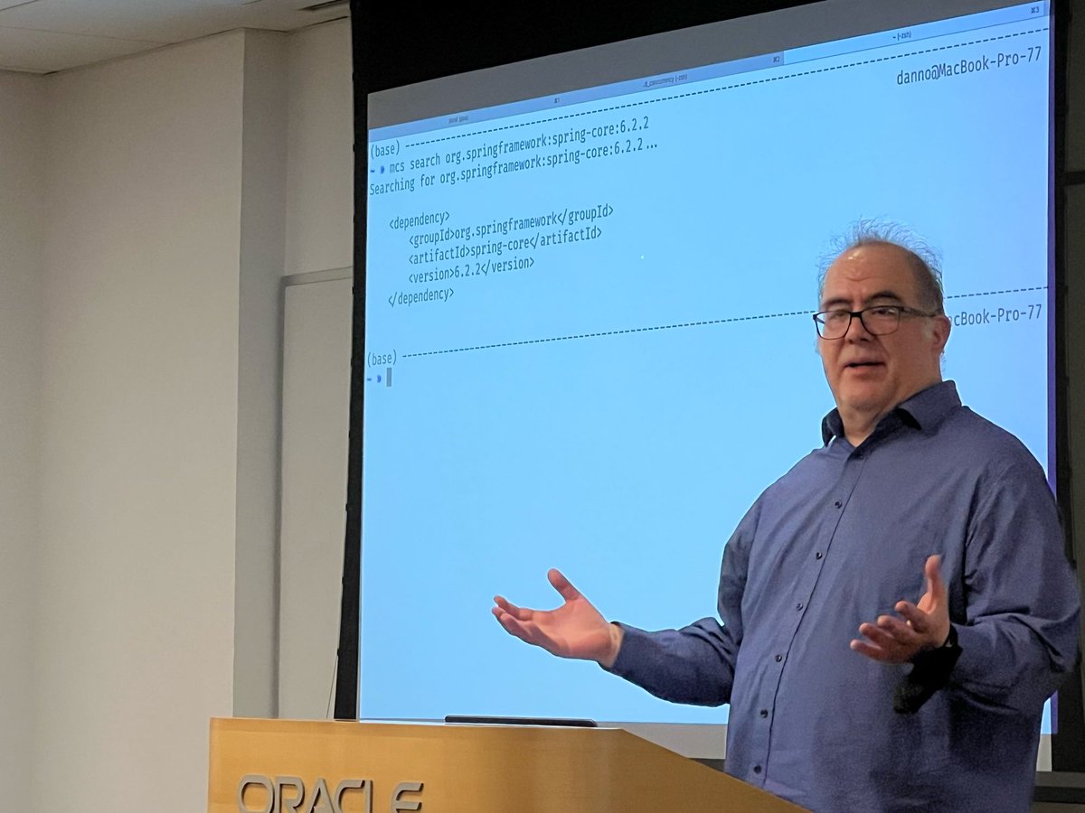 BostonJavaUsers's tweet image. Daniel Hinojosa sharing some great Java tips before starting his talk on Apache Flink. Thanks to No Fluff Just Stuff (NFJS) for sponsoring it!