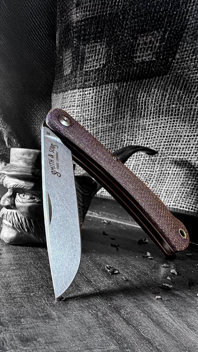 SmithnSonsKnfCo's tweet image. Mudbugs are back—but in small batches this time! Our last major restock is behind us, but we’re building more as we can and adding them to the site. Check back often to snag one while they last! #Mudbug #BackInStock #EDC