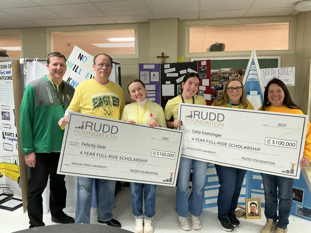 Congratulations to Felicity Gear and Celia Snetisinger. These two BC students are Rudd Scholar Recipients! 
Way to go ladies!! BC is proud of you both!
#ruddscholar #kstate #EaglePride