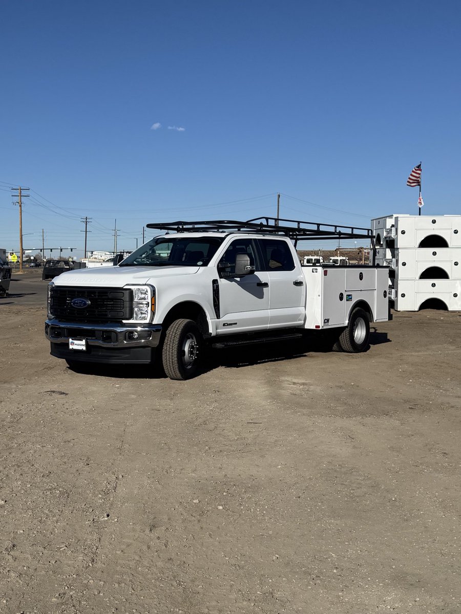 Get the right accessories for your next work truck

- Service Body ✅ 
- Ladder Racks ✅ 
- Dually Truck ✅ 

Make your next truck your best truck 🛠️
(303)-287-5732 

#worktruck #trucks #vsiupfitters #vsitrucks #vogelsalesinc