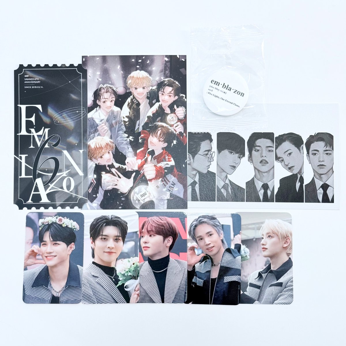 EM6LAZON's tweet photo. [𝐏𝐫𝐞𝐯𝐢𝐞𝐰]

𝐆𝐈𝐅𝐓 &amp; 𝐋𝐔𝐂𝐊𝐘 𝐃𝐑𝐀𝐖

#선명히_새겨질_배너의_6주년
#Em6lazoned_As_One https://t.co/atKeQfbQqm