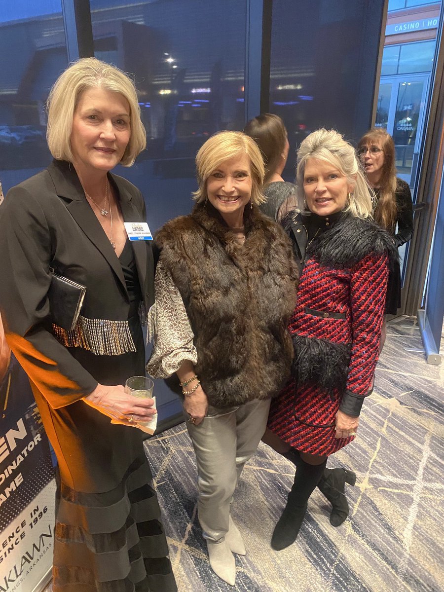 The Broyles Award (@broylesaward) on Twitter photo The Broyles Award ceremony is about to begin shortly and our guests are ready to find out who is taking home the trophy!🏆 @oaklawnracing <a href="/CoachK_FBCoach/">Peter Kwiatkowski</a> <a href="/CoachTimBanks/">Tim Banks</a> @coachalgolden @coach_bhaines <a href="/coacharroyo/">Coach Arroyo</a> <a href="/ASUFootball/">Sun Devil Football</a> <a href="/IndianaFootball/">Indiana Football</a> <a href="/NDFootball/">Notre Dame Football</a> <a href="/Vol_Football/">Tennessee Football</a> The Broyles Award ceremony is about to begin shortly and our guests are ready to find out who is taking home the trophy!🏆 @oaklawnracing <a href="/CoachK_FBCoach/">Peter Kwiatkowski</a> <a href="/CoachTimBanks/">Tim Banks</a> @coachalgolden @coach_bhaines <a href="/coacharroyo/">Coach Arroyo</a> <a href="/ASUFootball/">Sun Devil Football</a> <a href="/IndianaFootball/">Indiana Football</a> <a href="/NDFootball/">Notre Dame Football</a> <a href="/Vol_Football/">Tennessee Football</a>