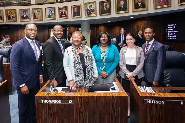 Senator Geraldine Thompson worked tirelessly for not only her constituency, but the entire state. My last conversation with her was this past summer. I could always count on her support and she never hesitated to work on issues I brought to her. My prayers are with her family 🙏🏾.