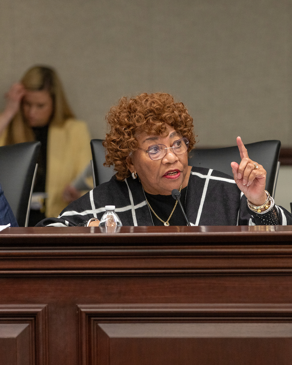 Florida Senate (@flsenate) on Twitter photo "Tonight we learned that the Lord has called home our dear colleague <a href="/GfSenator/">Senator Geraldine Thompson</a> following complications from a recent surgery. Senator Thompson’s passing is a profound loss for the Senate." <a href="/Sen_Albritton/">Ben Albritton</a>
flsenate.gov/PublishedConte… "Tonight we learned that the Lord has called home our dear colleague <a href="/GfSenator/">Senator Geraldine Thompson</a> following complications from a recent surgery. Senator Thompson’s passing is a profound loss for the Senate." <a href="/Sen_Albritton/">Ben Albritton</a>
flsenate.gov/PublishedConte…