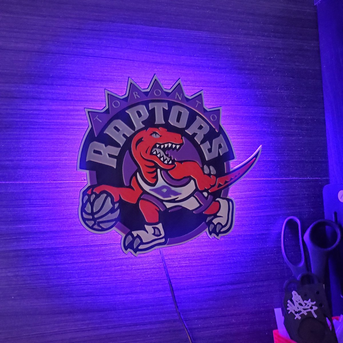 613MG's tweet photo. @Raptors Led light I made using Blender and my 3d printer. https://t.co/5OOgY4Uwbw