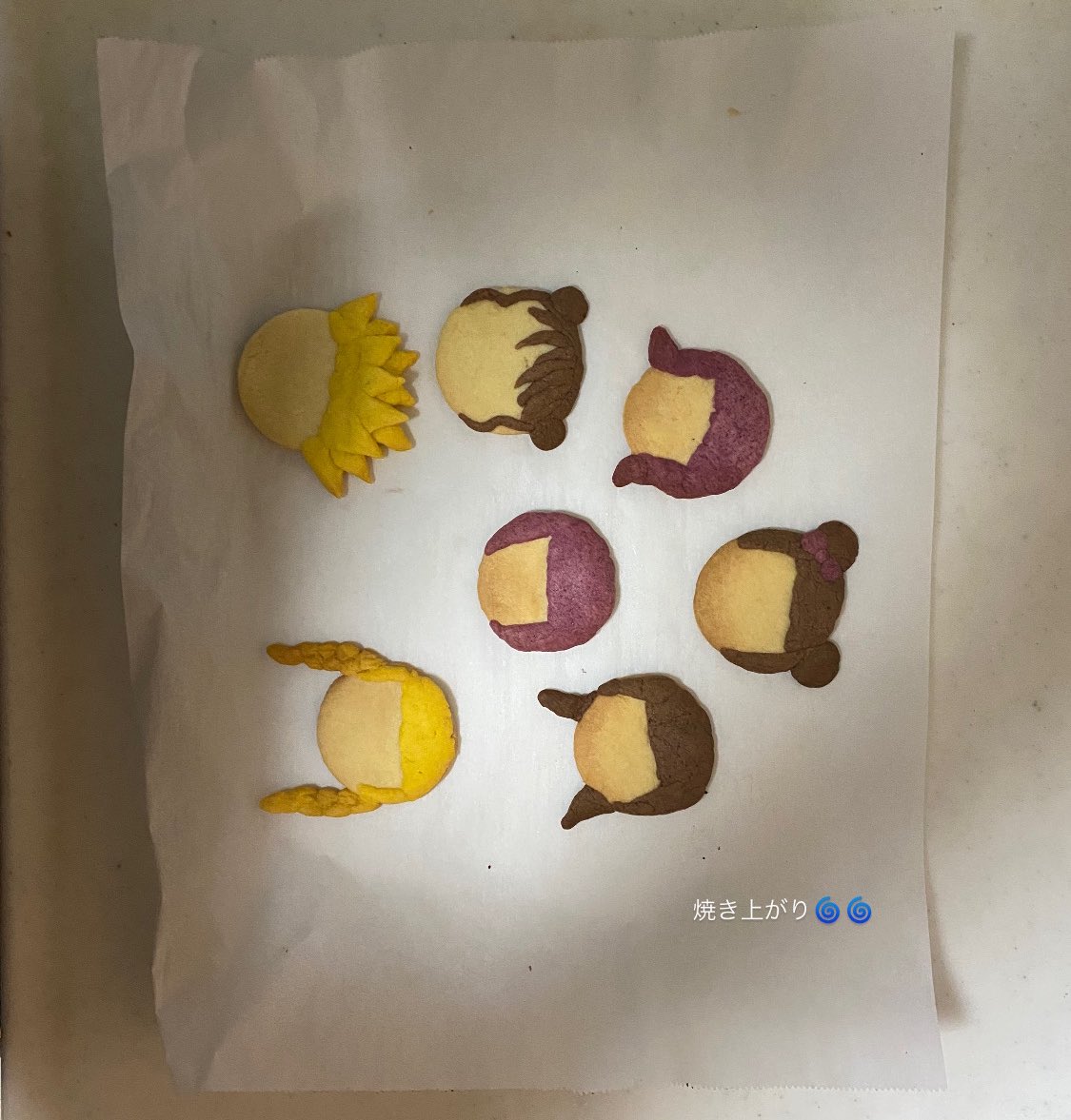 geco3_'s tweet photo. happy Valentineda💌
ASPのメンバークッキー作った🎶
ちょーーーかわいい⸝⸝⸝ɞ̴̶̷ ̫ ɞ̴̶̷⸝⸝⸝
誰がどれかわかりますか？🌀
#ASP https://t.co/6mJPIoL8FP