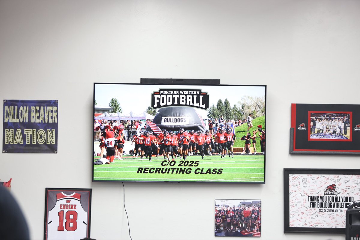 University of Montana Western Football tweet media