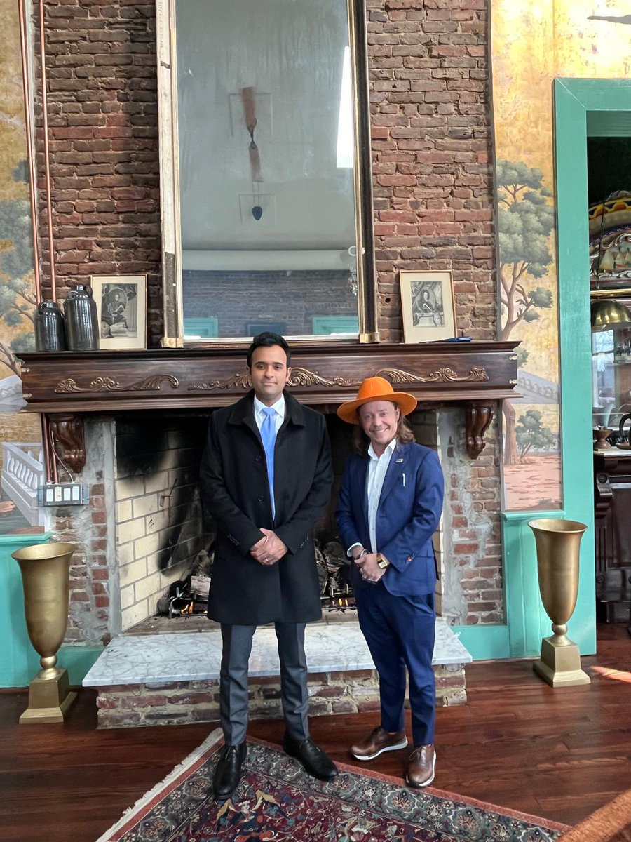 Had the pleasure of meeting with my friend @VivekGRamaswamy at the Pierce  School in DC today. Our conversation about the future of our nations was  insightful and enlightening. Looking forward to continuing