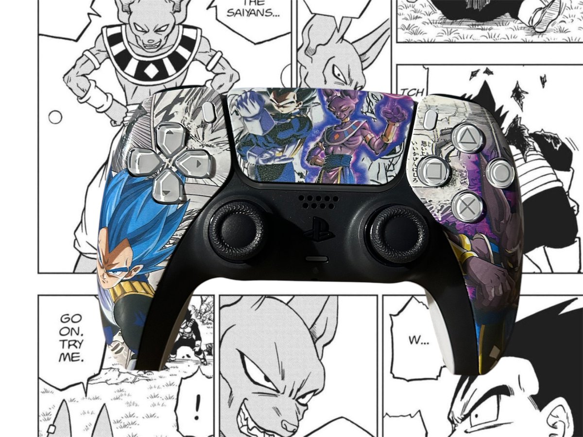CesarsDesigns's tweet photo. “Don’t touch my Bulma!” - Vegeta
.
#cgdcustoms #vegeta #beerus #dragonballsuper #anime #ps5 #customcontroller #hydrodipping #gamer #gaming https://t.co/xAkMrkPEJ8