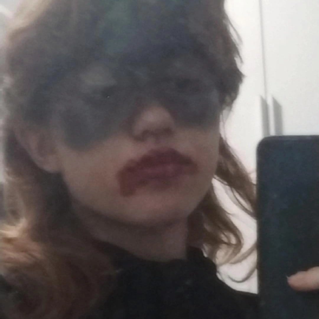 MANO HJ EU TAVA 
REBOLANDO NO RECREIO 
COMO EU SEMPRE FAÇO E DND OS MENINOS COMEÇARAM A ME
CIRCULAR COMO SE EU FOSSE UM FAMOSO AÍ O ILES CHEGOU E * 
COMEÇOU A EXPULSAR OS MENINOS E SARRAR EM MIM E FALA "ele é só meu” VEY TÔ XONADO MAIS DO EU ESTAVA