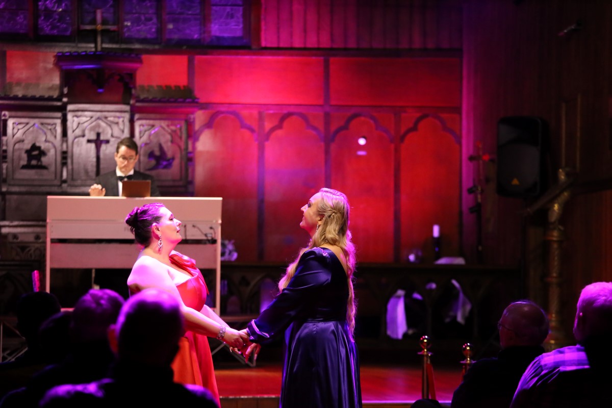 UGOpera's tweet image. mailchi.mp/undergroundope… To all of you beautiful romantics, Surprise the love of your life with tickets to Opera in the Chapel or Opera in the Caves!