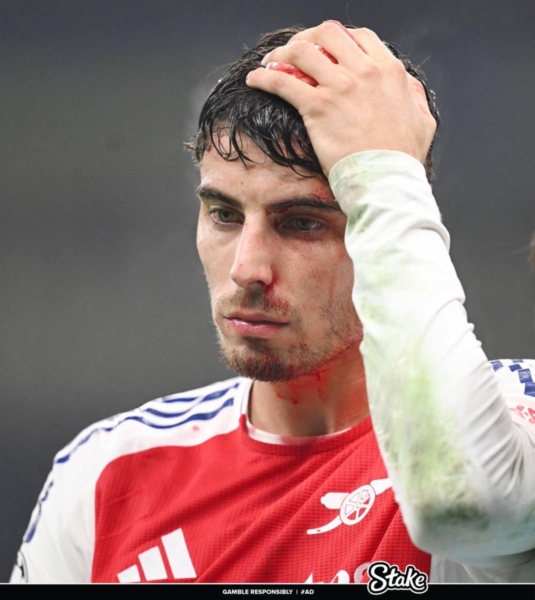 ArsenalN7's tweet photo. The man ran himself into the ground for our club https://t.co/Djm67NS0Gl