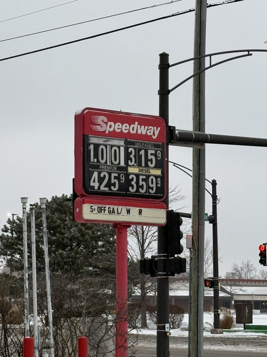 TrumpResults's tweet photo. 2/12/25 - Gas $3.15/gal (up $0.08/2.6%); Milk $2.99/gal (Unchanged); Bacon $10.99 (Unchanged); Eggs $11.99/doz (up $1/20.0%). Total $29.12, up $3.08/11.8% from $26.04 when @RealDonaldTrump took office. https://t.co/MKNCgcBhxt