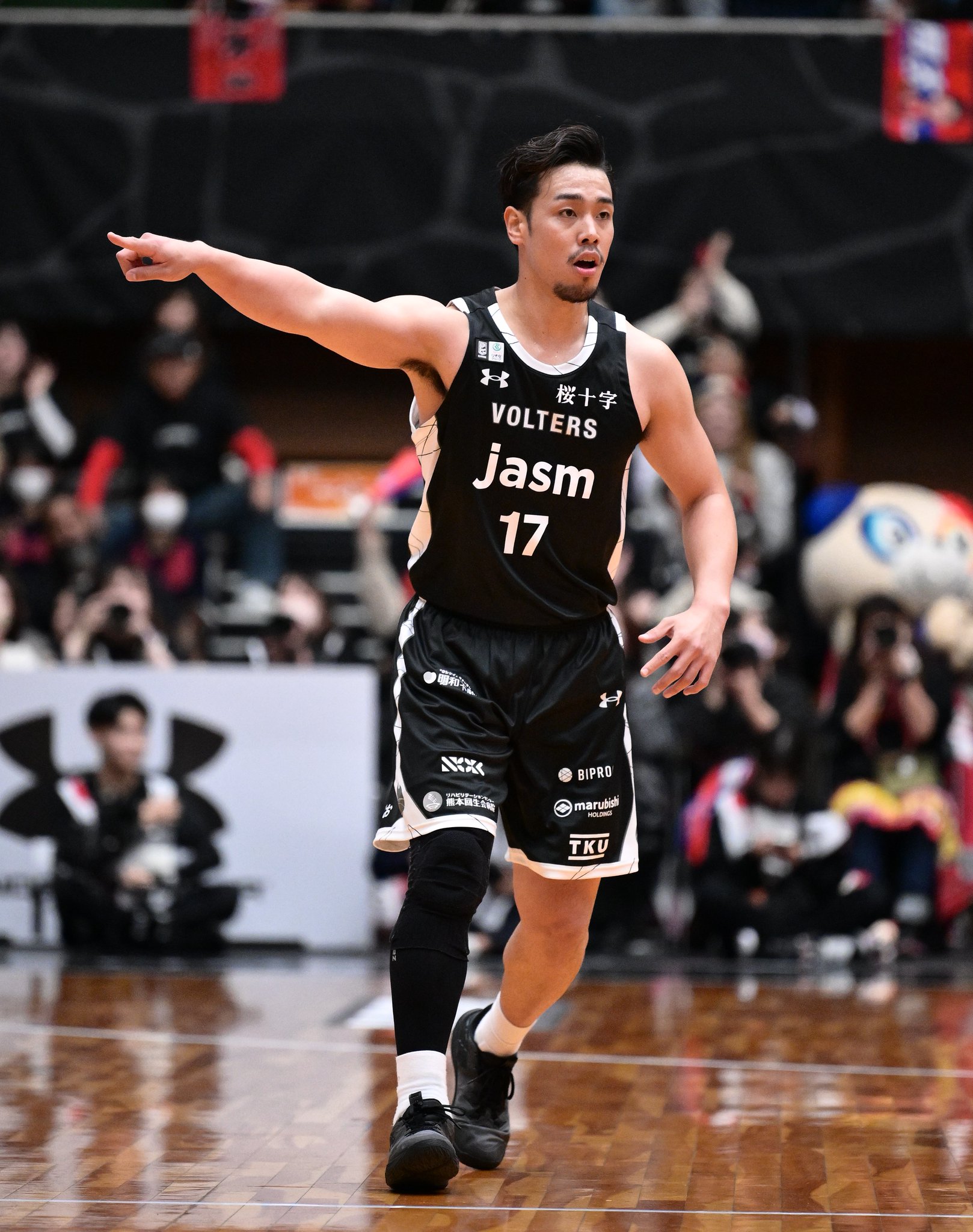 大阪エヴェッサ(現熊本ヴォルターズ)澤邊圭太選手試合着用サイン入