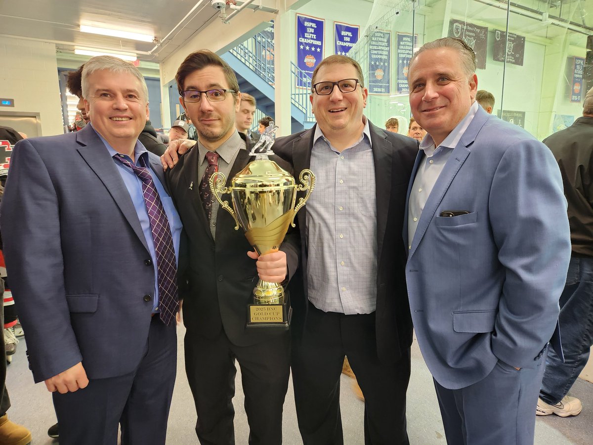 🏒Congrats to Coach Beswick!
🚨Here's to win #300 and many more...
<a href="/nhrhs1/">NHRHS</a> <a href="/NHRHSHockey/">Highlands Hockey</a> <a href="/NHSportsAssoc/">NHSA</a>