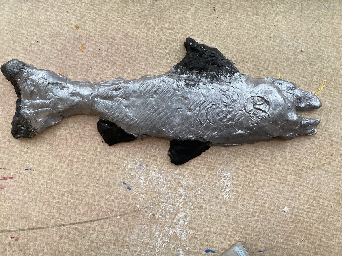 Not completed yet but I couldn’t help but share some pictures of these beauties now! These are 2nd grade clay salmon created for a Marine Endangered Species Contest. Next up, a sealer to give them a shine and googly eyes of course! So good!! 👏🏼 <a href="/WSS_SScott/">Stacey Scott</a> <a href="/WPSVisualArt/">WPSVisualArt</a>