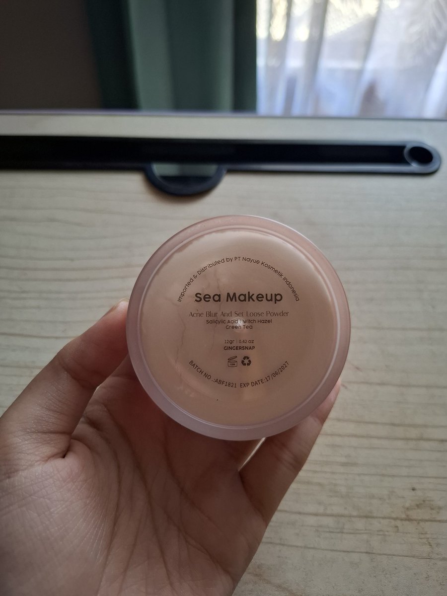 🌻 WTS / WANT TO SELL 🌻

Sea Makeup acne blur and set loose powder

♡. baru 2x pemakaian karena gak cocok shade nya :( 
♡. minus kotak
♡. shade : gingersnap

💸 50.000

dom : Kota Malang, Jawa Timur

#zonauang #zonaba #zonabu #preloved