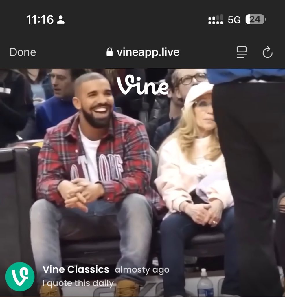 After what Kendrick did, we’ll never see Drake this happy again—only in Vine Classics. 🤣