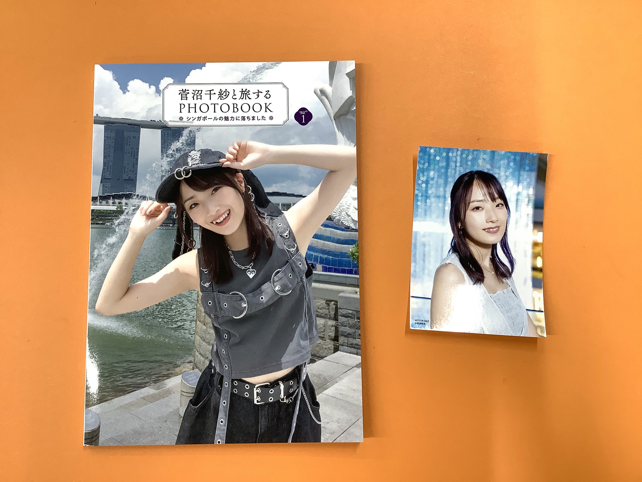 菅沼千紗 サイン入りブロマイド ゲーマーズ博多店 on X: