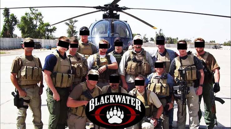 sinuebrasil's tweet photo. Grupo de mercenarios estadounidenses, "BlackWater", pidió a #DonaldTrump que le otorgará un "Permiso" para que mercenarios pudieran atacar a los carteles en suelo mexicano. https://t.co/720nnAzaWj